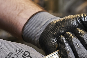Gloves2
